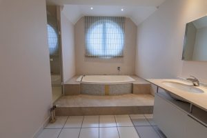 Salle de bain au tadelakt